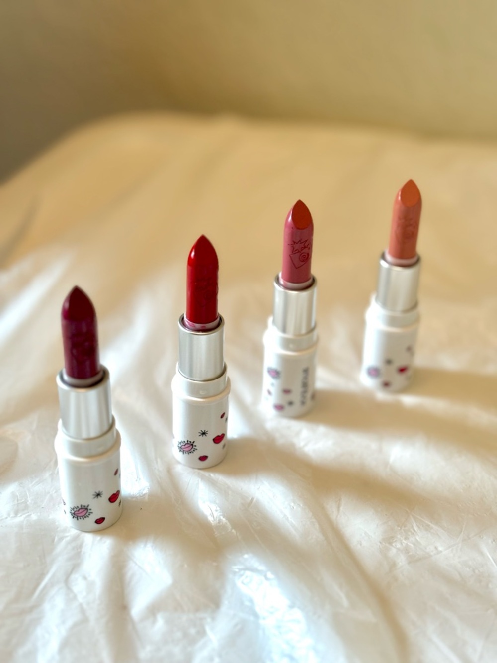 ✨New✨Smashbox Mini Lipstick Variety — Plum, Red, Rose, Peach